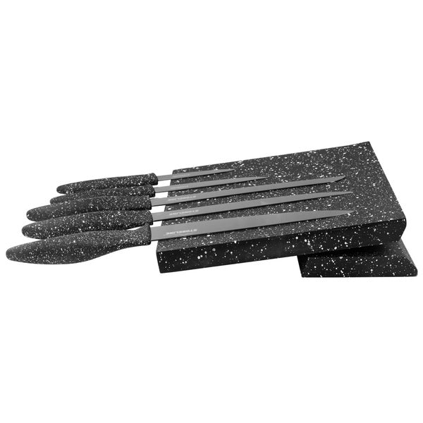 Set of 5 knives on a magnetic block