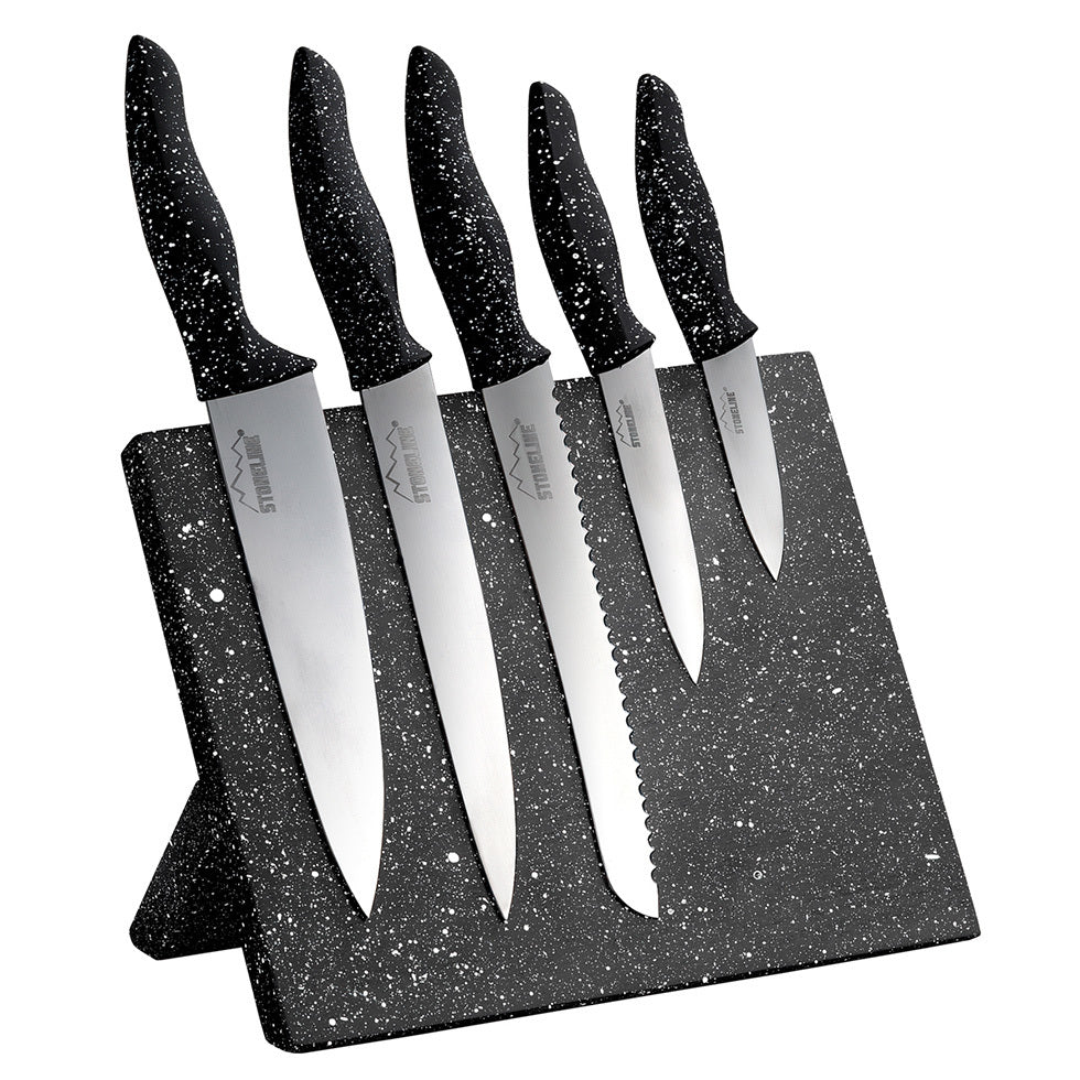 Set of 5 knives on a magnetic block
